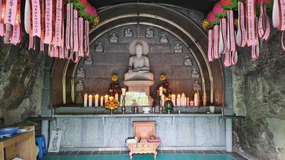 남양주 묘적사 : 자연과 불교문화가 함께 숨쉬는 도량 비밀스러운 승군 훈련지와 천년의 고요가 머무는 힐링 사찰