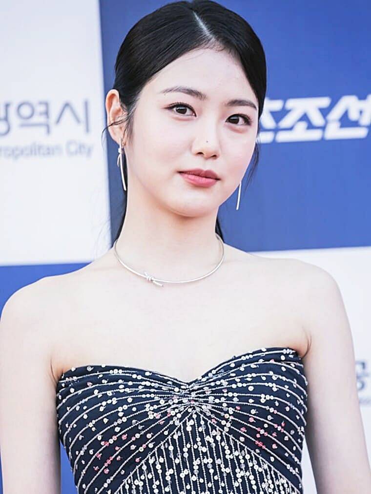 배우-신예은