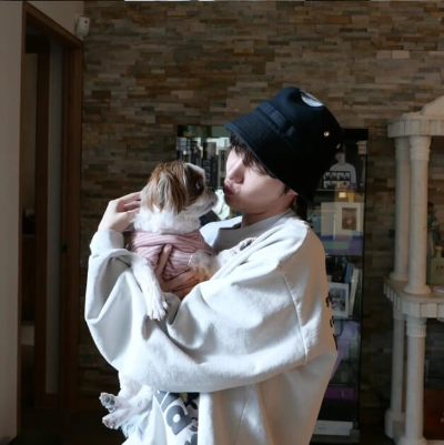 제이홉과 반려견