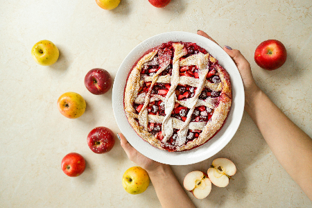 파이를 만드는 모습