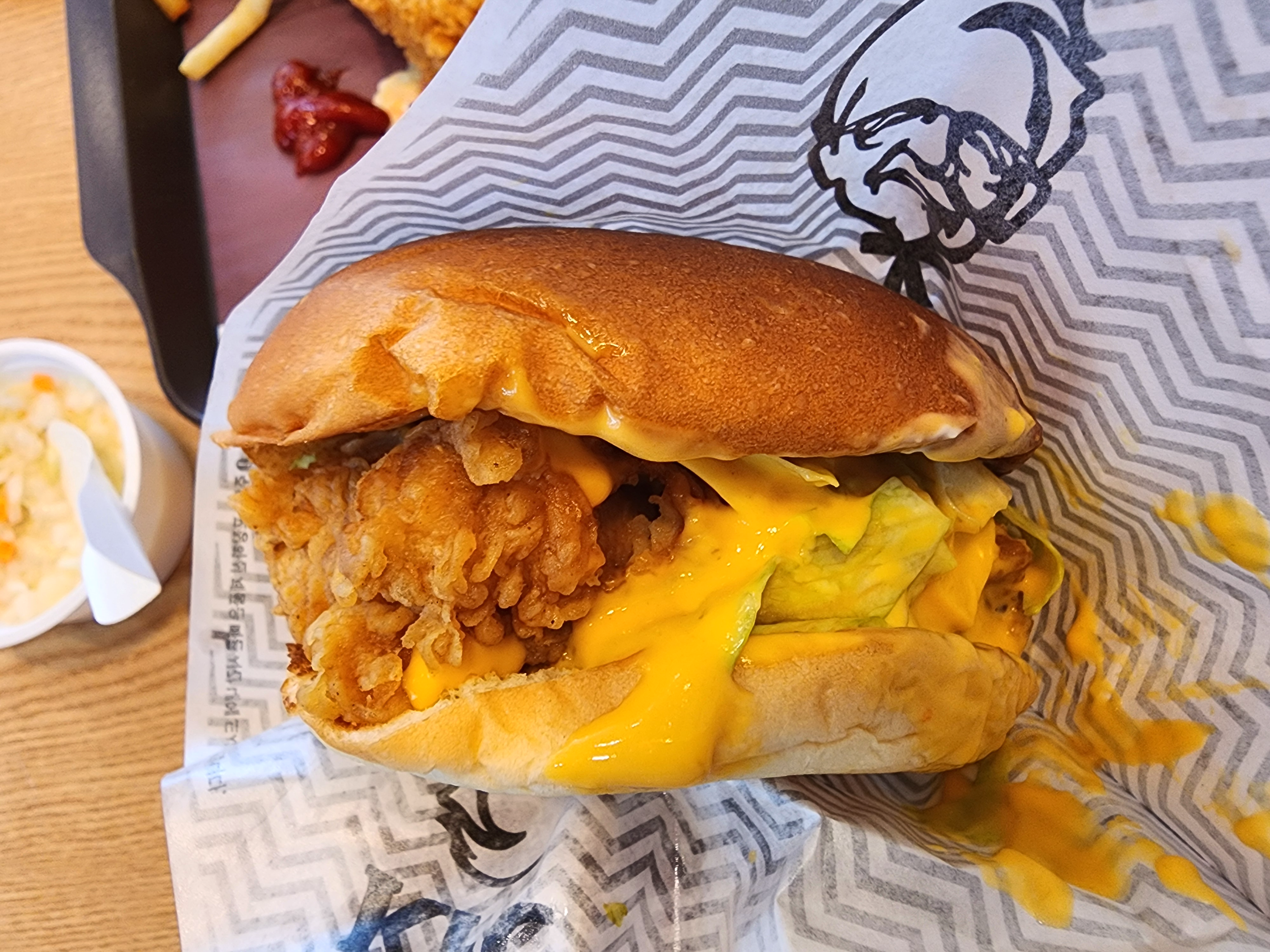 치즈징거통다리