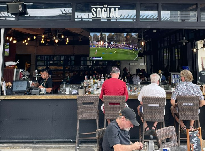 세부-시티-맛집-더-소셜