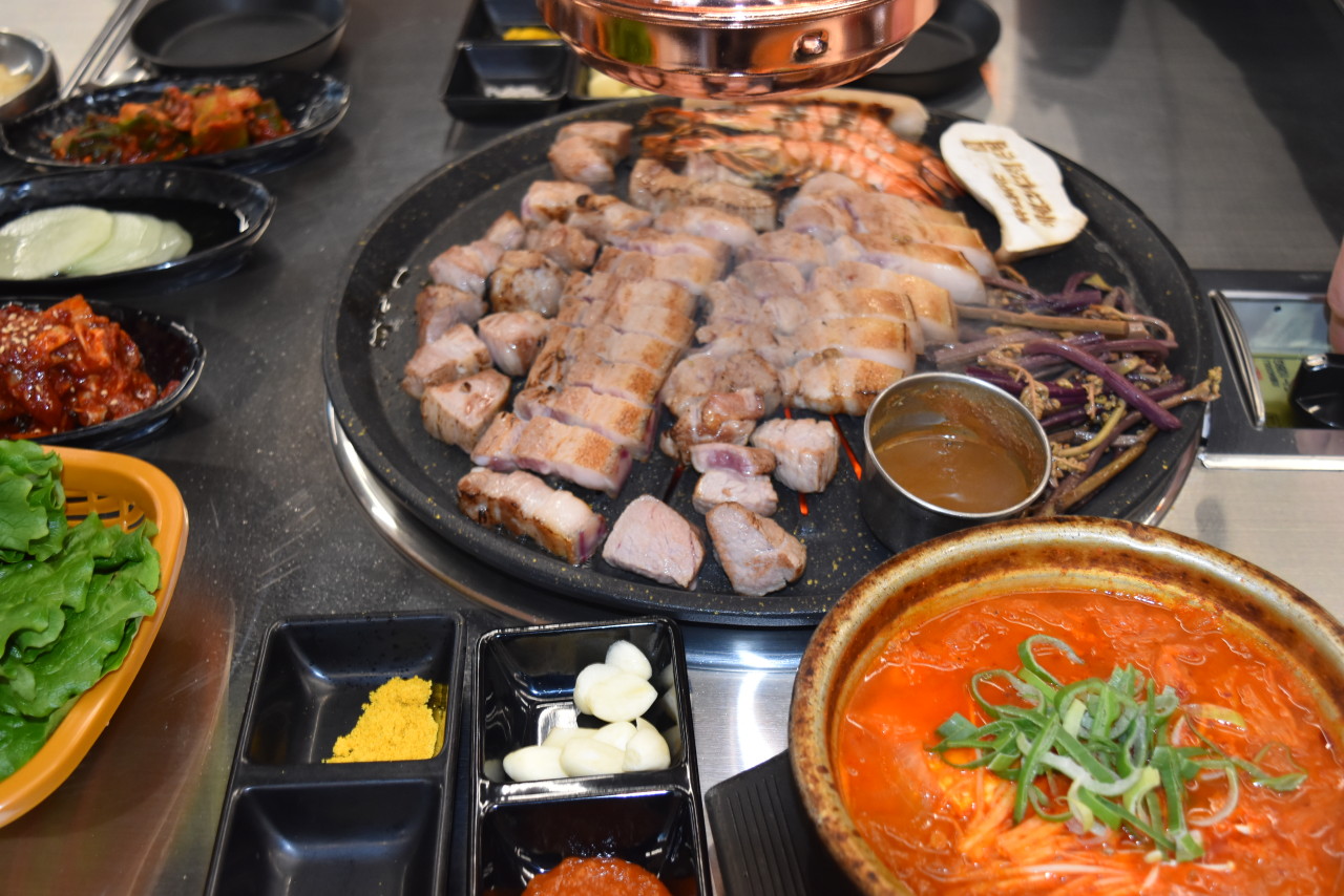 도치돌목장 맛집