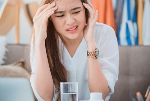 어지럼증 뇌졸중증상 응급상황 이석증 메니에르병 심인성어지럼증 건강정보 119 전정재활 균형감각