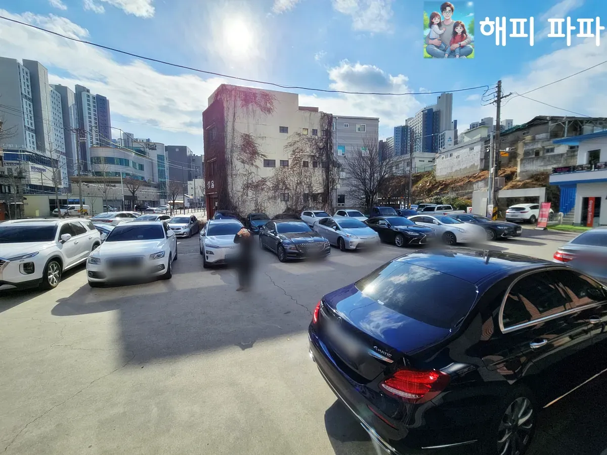 대구-김진수-로스터리카페-주차장