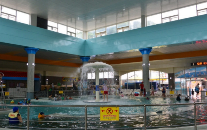 스파비스-실내--바데풀