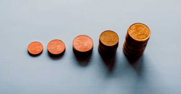 2025년 고배당 ETF&amp;#44; 왜 금융주가 뜨는가?