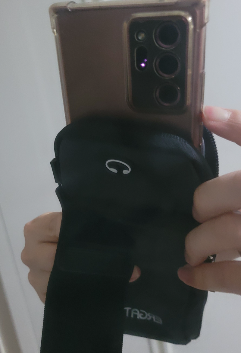 갤럭시 노트20 울트라 스마트폰에 딱 맞는 암밴드