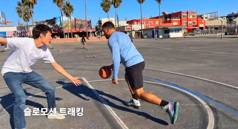 스마트폰 짐벌 인스타360 플로우
