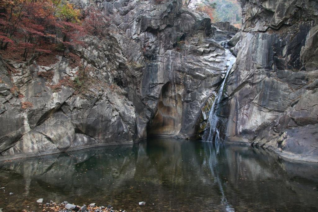 철원 삼부연폭포