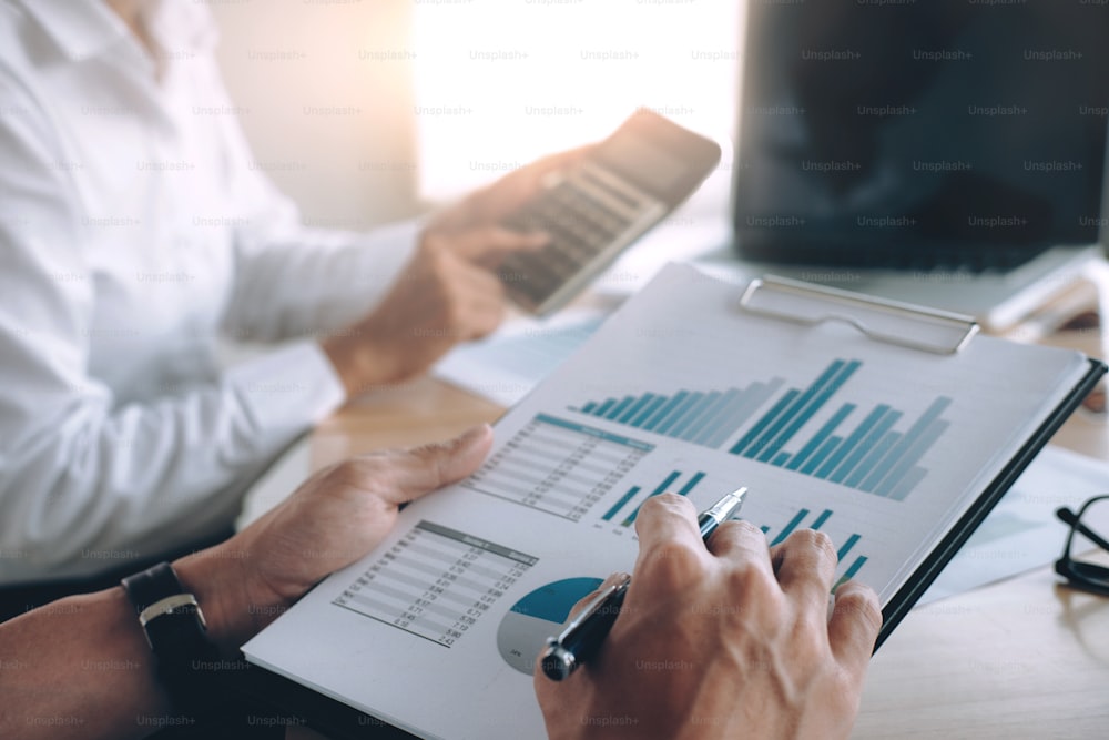 리스크 관리 관련 이미지