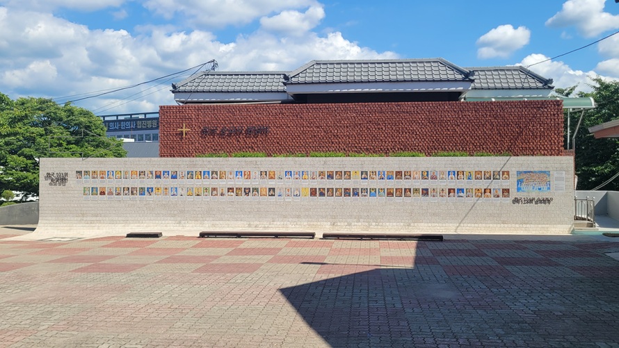 춘천 운교동성당 순교자 현양비 사진