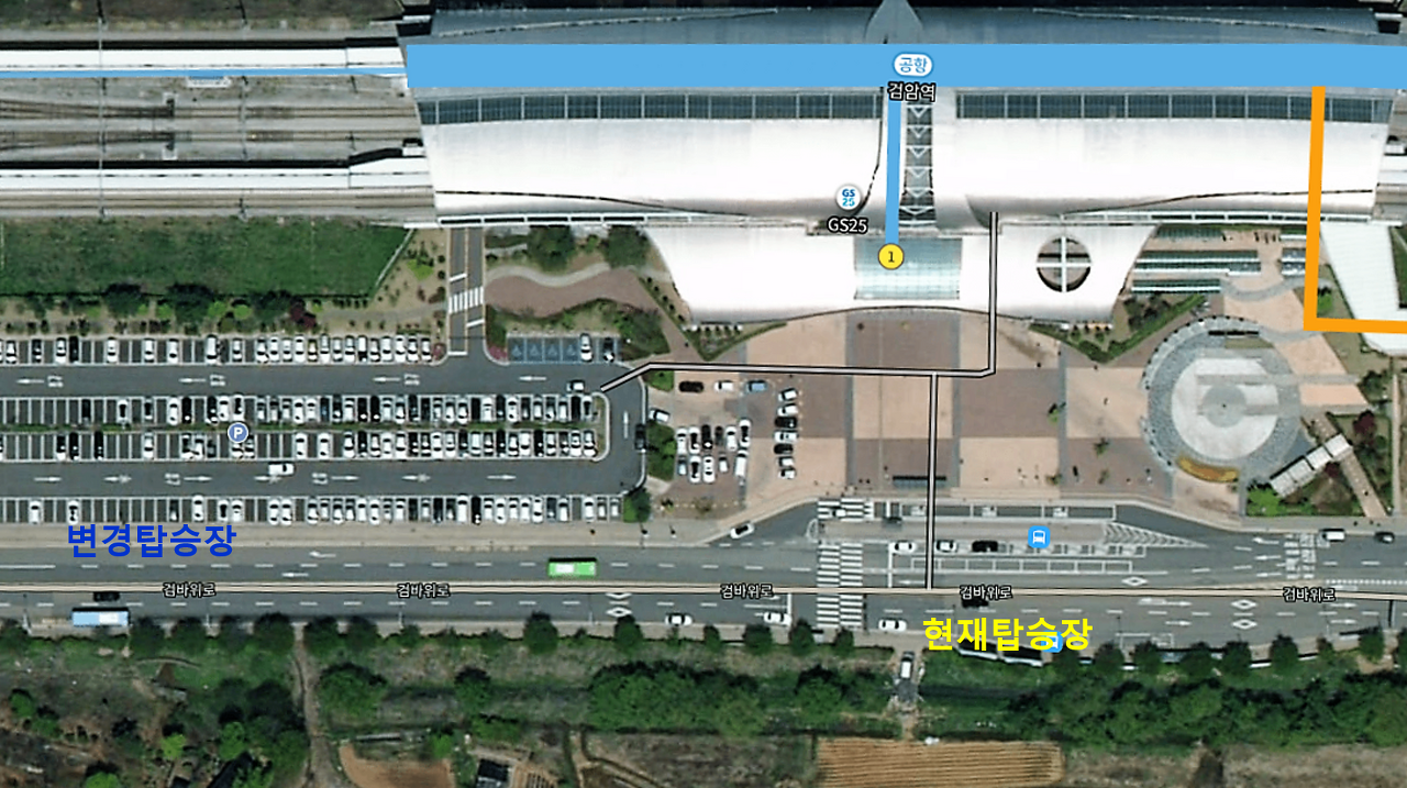 [출근시간대 07:40~08:50 검암역에서 탑승하실때 ]
검암역(공항철도) 출구에서 나오셔서 우측(공항철도 사무실)방향 100m 지점