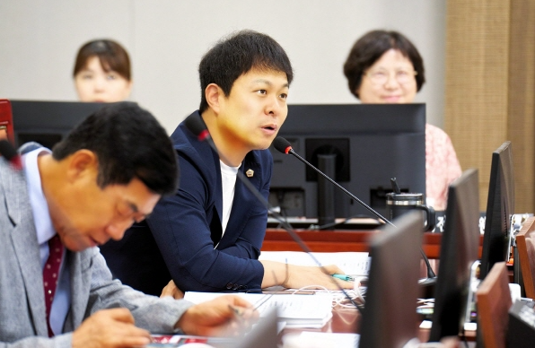 유영일 경기도의원이 대표발의한 경기도 도시 및 주거환경정비 조례 일부개정조례안이 이달 5일 상임위 심사를 통과했다