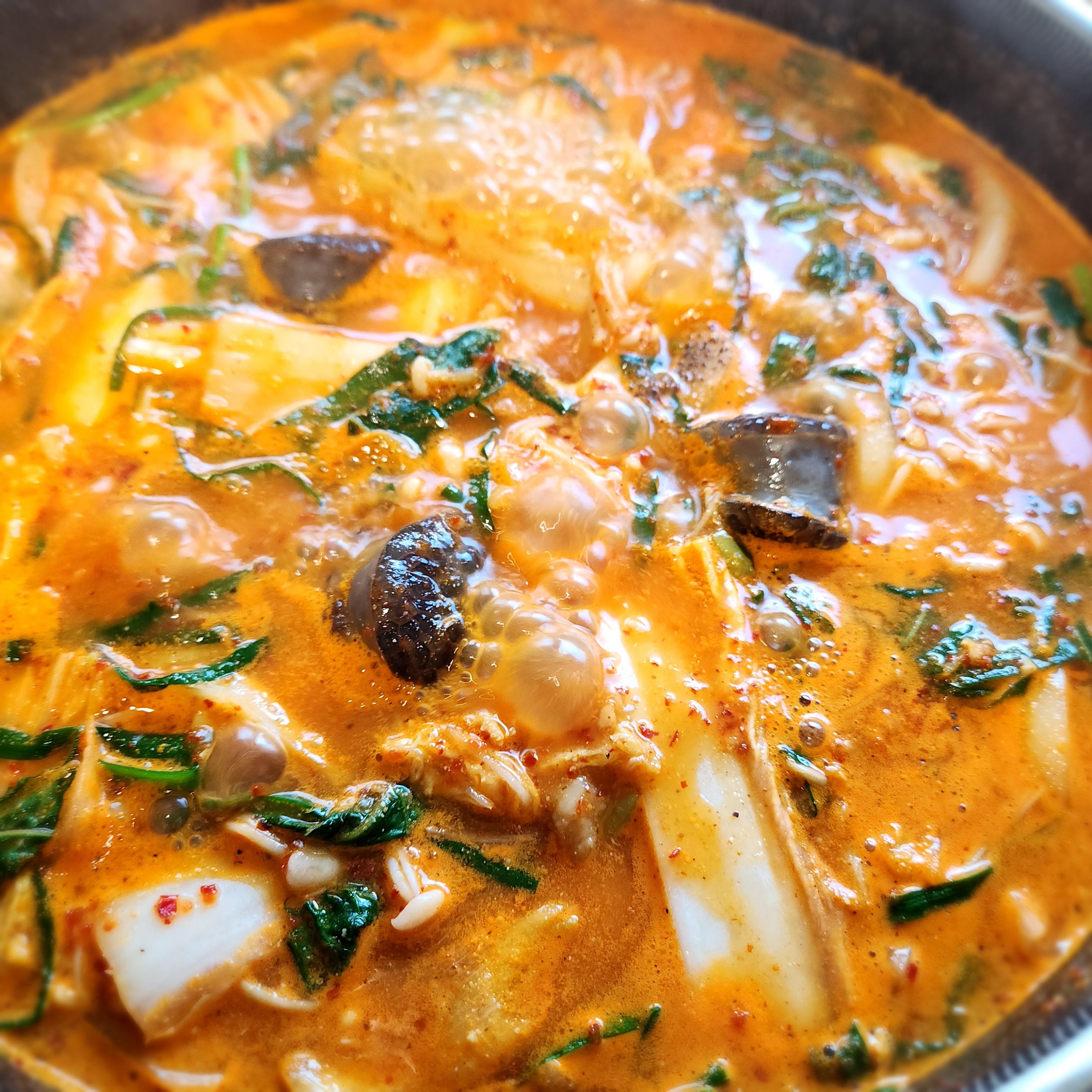 순대전골-끓는사진