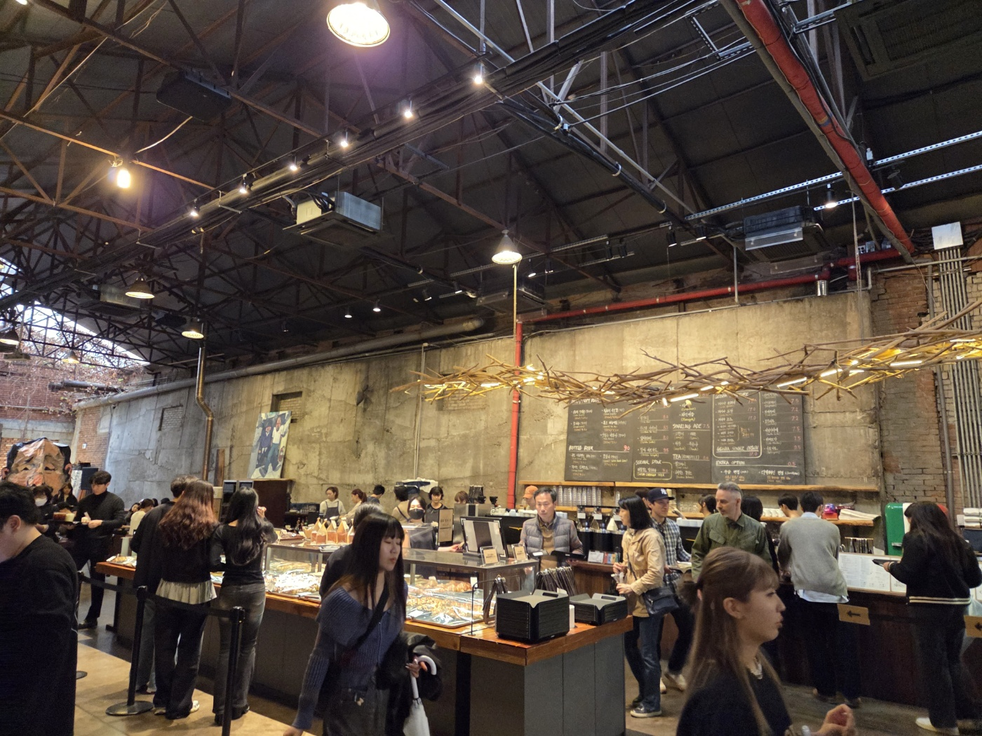 장사가 잘 되는 대림창고 카페