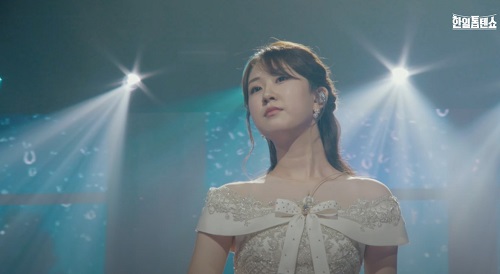 유리창엔 비 (전유진)