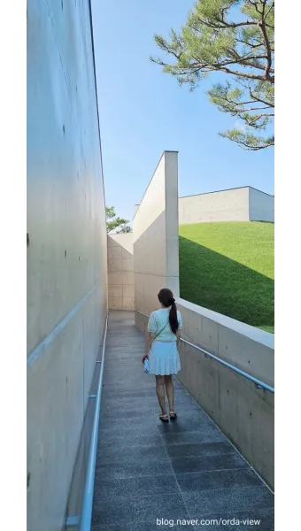 도심에서 자연을 만나다 안도 다다오 오모테산도 힐즈_16
