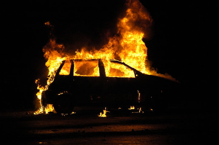 전기차 화재 진압방법, 대처방법 및 예방 총정리