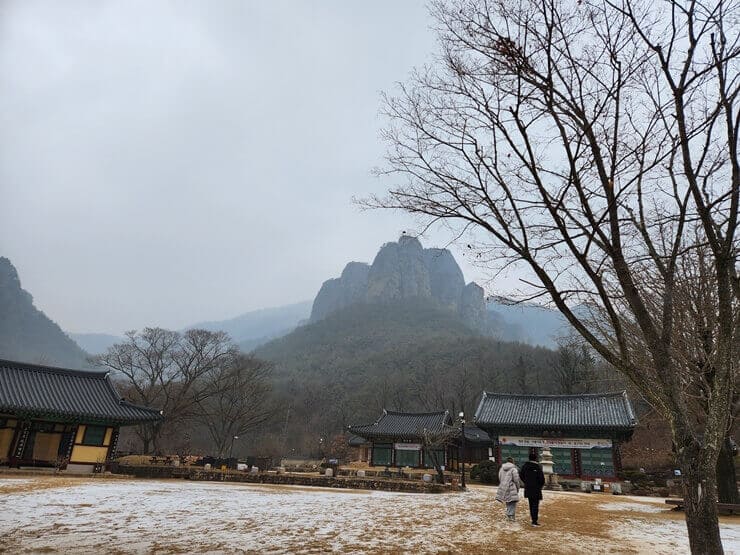 주왕산-대전사-내부