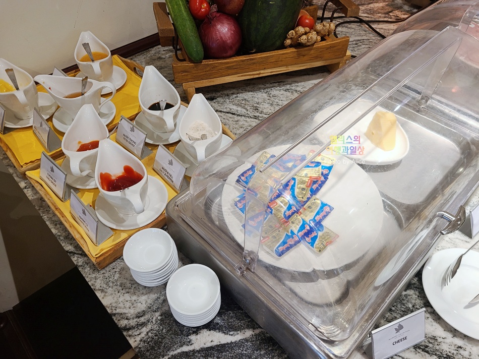 호이안 멀베리 컬렉션 실크빌리지 더 테라스 & 더뮤즈 조식, 디너 후기