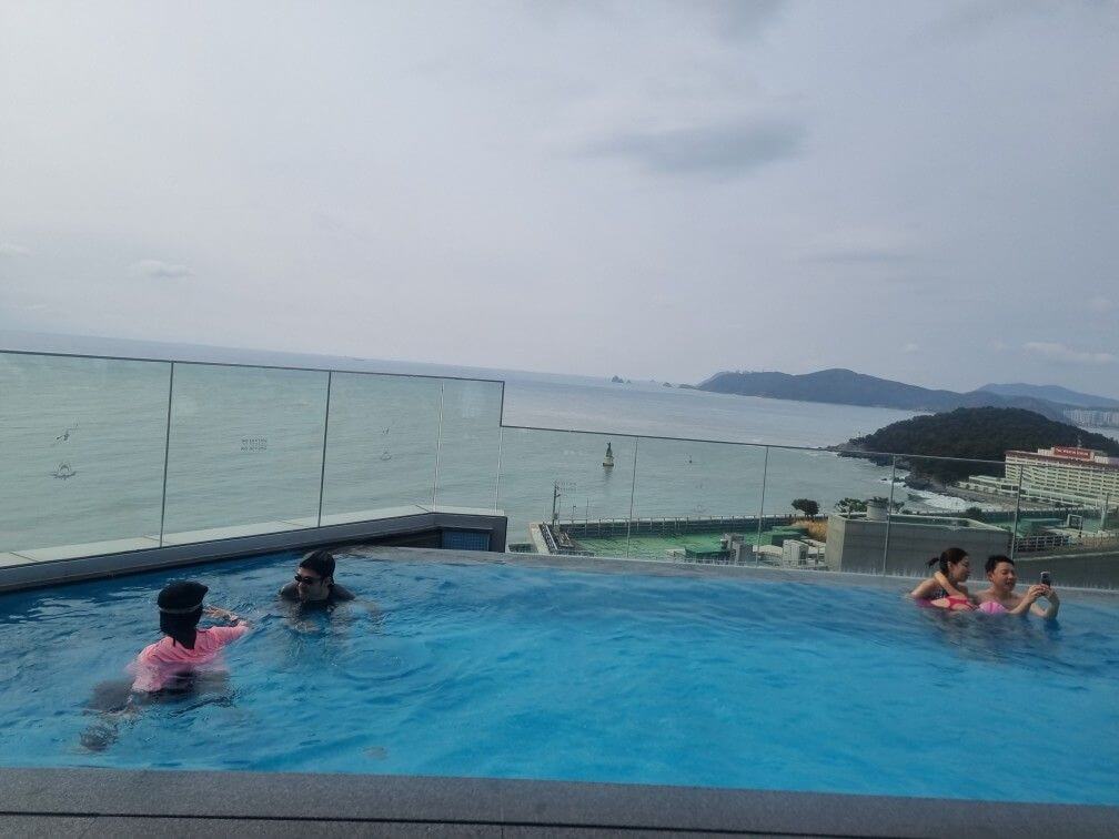 해운대 롯데 루프탑 수영장