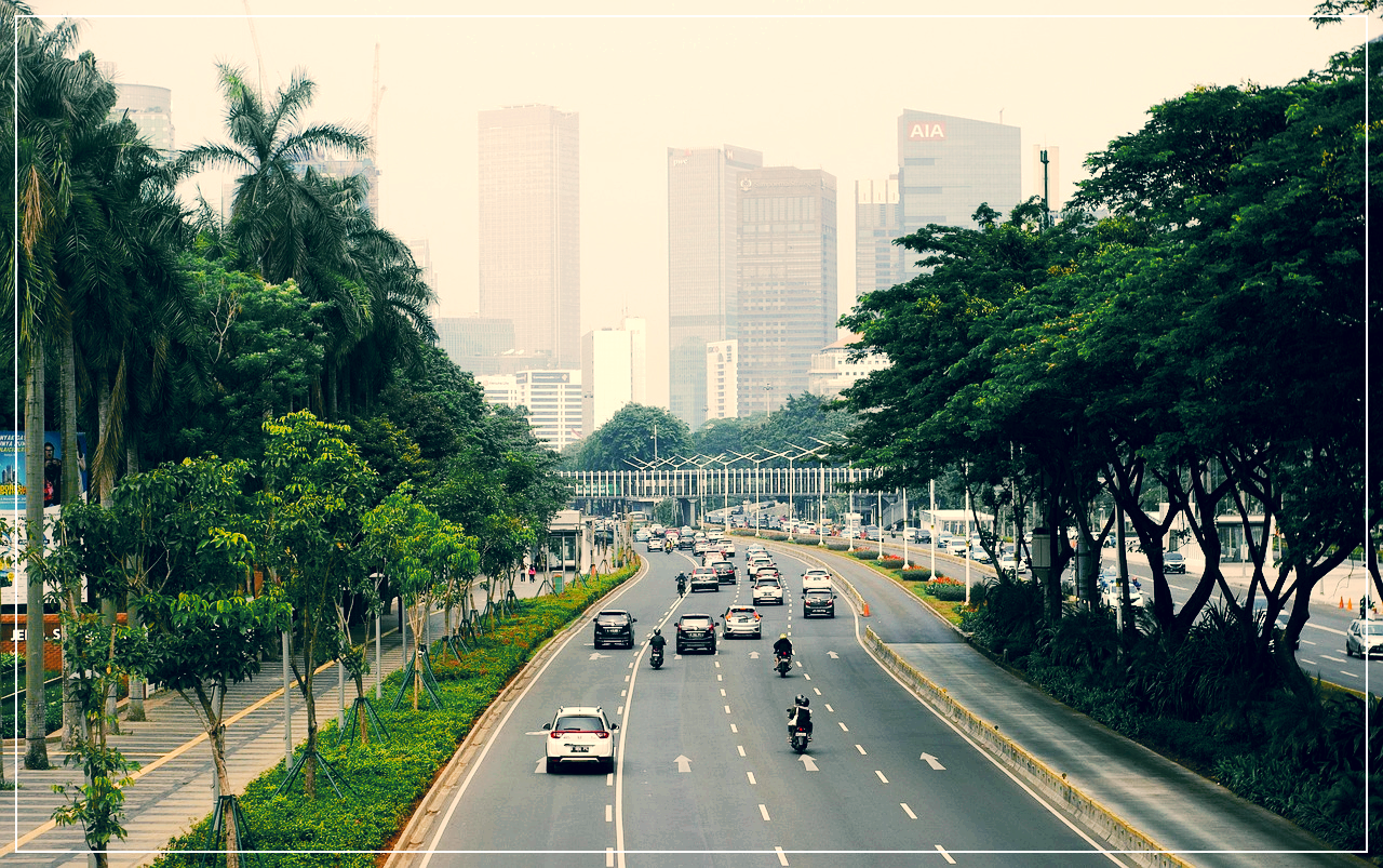 자카르타의 도심의 도로 모습