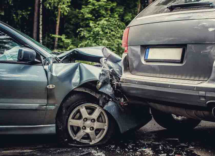 도로에서 발생한 접촉사고, 100% 과실은 누구에게?