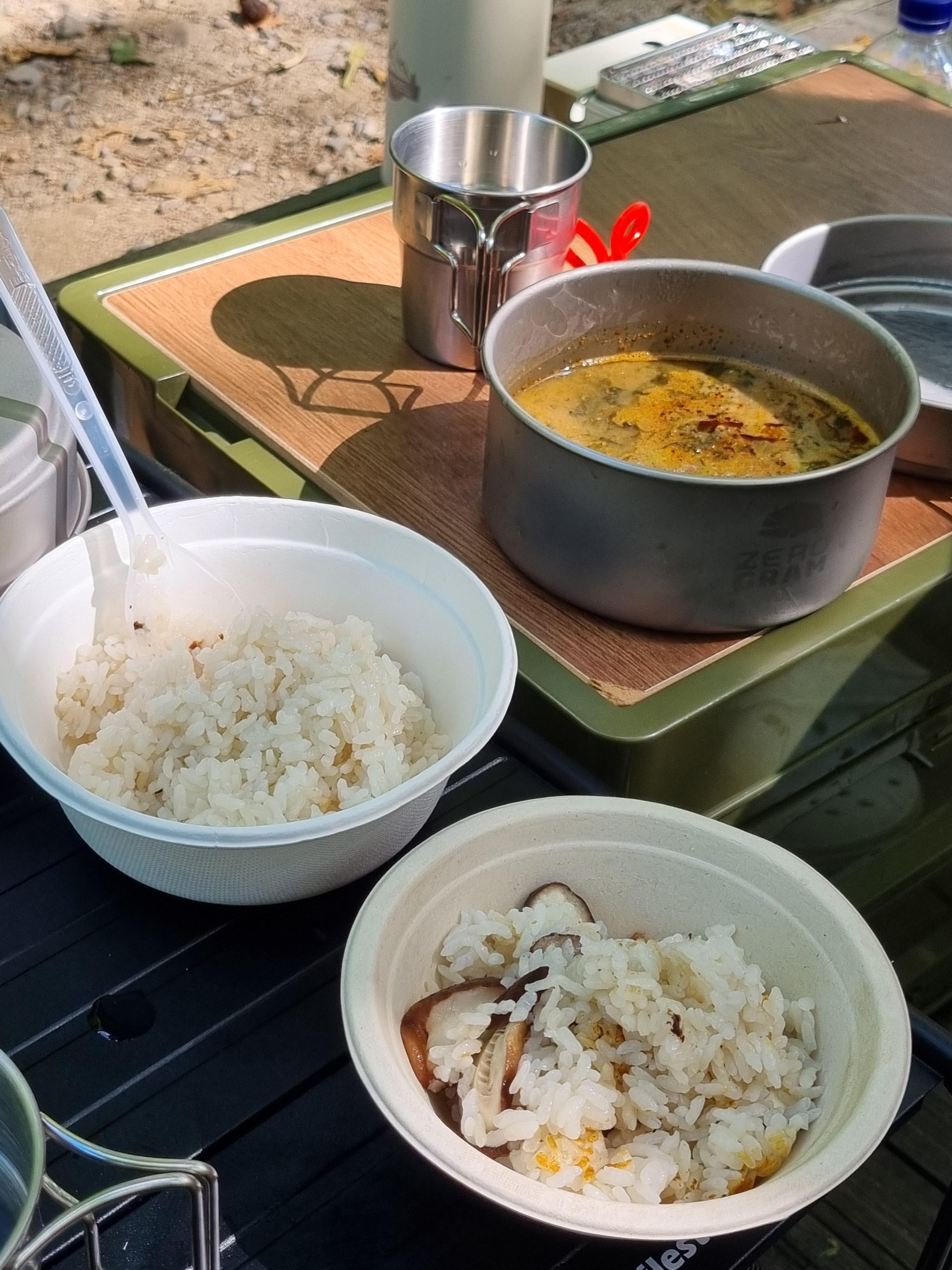 캠핑 아침밥
