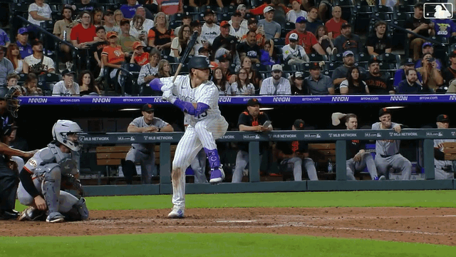 어뢰배트를 사용한 콜로라도 로키스 헌터 굿맨의 메이저리그 홈런 스윙 장면