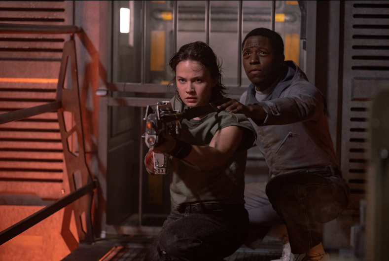 영화 <에이리언 로물루스> 장면