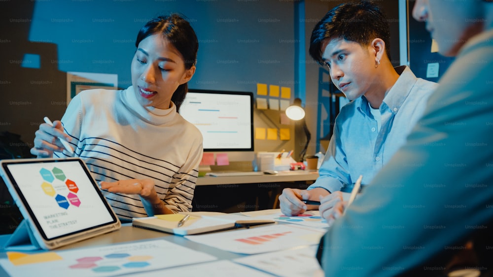 퍼포먼스 마케팅 관련 이미지