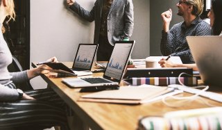 실직자 급증에 정부 긴급지원 확대|워크넷·창업자금 동시에 받는 법