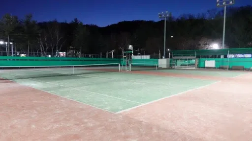 불암산 테니스장