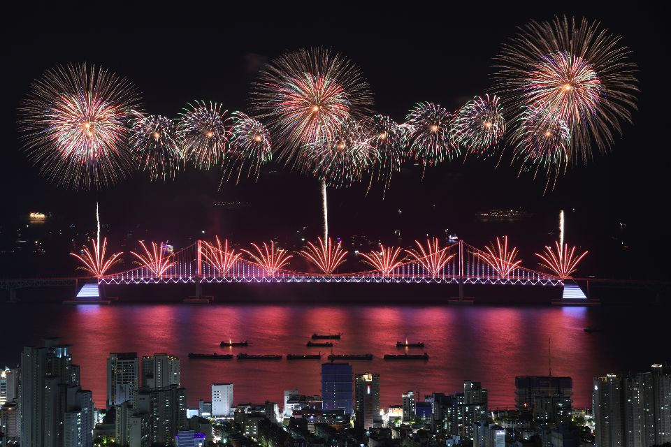 &amp;#39;제19회 부산 불꽃 축제&amp;#39; 