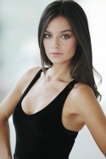 케이티 루이스 사운더스 Katy Louise Saunders 