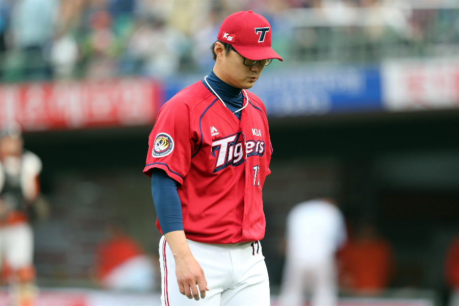 한기주 10억 팔의 사나이의 몰락