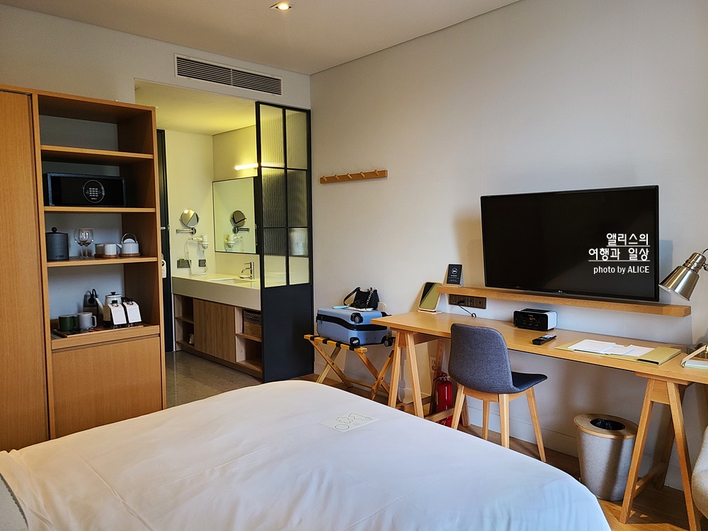 라까사호텔 광명 스탠다드 더블룸 후기, 가성비 좋은 아늑한 호텔, 숲뷰