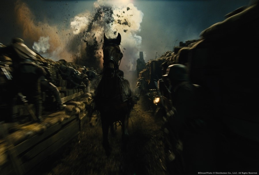 영화-워-호스-스틸컷