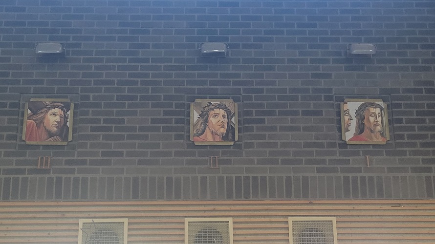 거두리성당 십자가의 길 사진