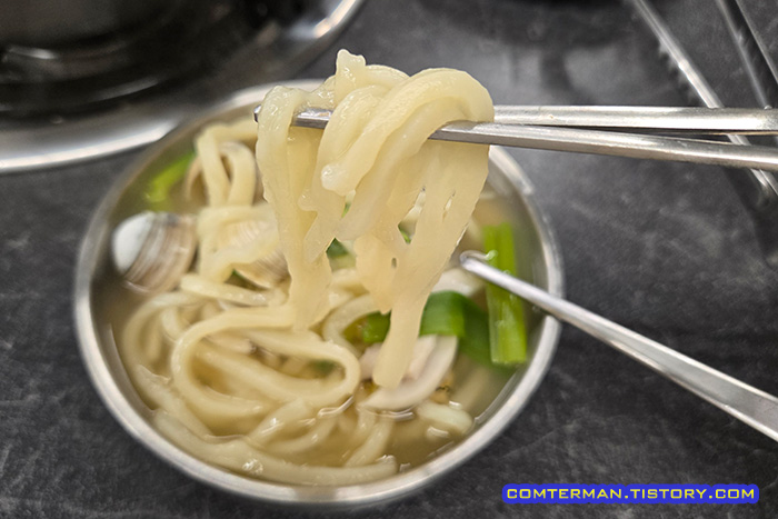 황부자 칼국수 수타 면발