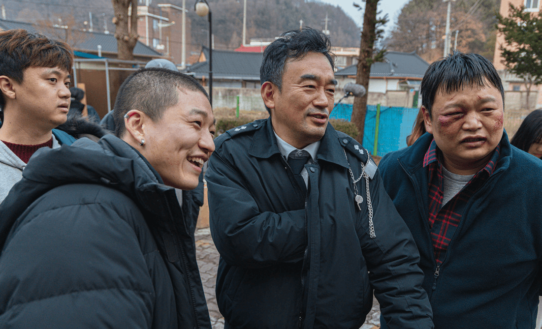 ‘백수 아파트’가 주는 웃음