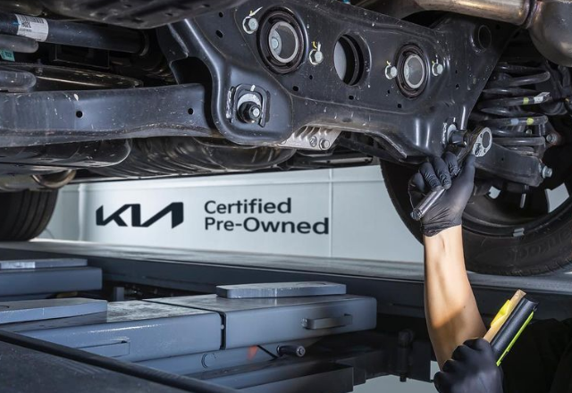 기아자동차 인증 중고차 하부 점검