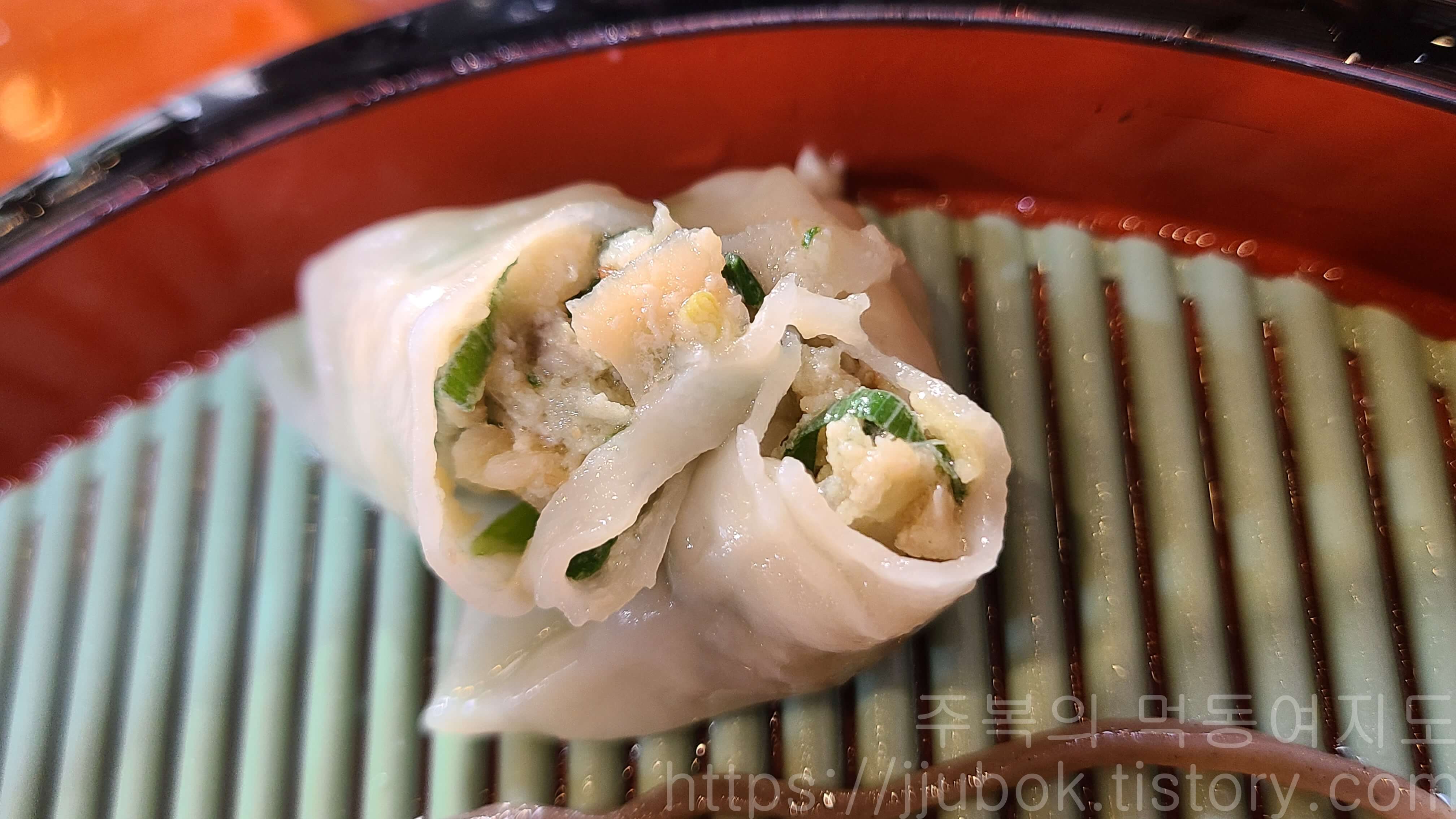 청실홍실-만두-맛