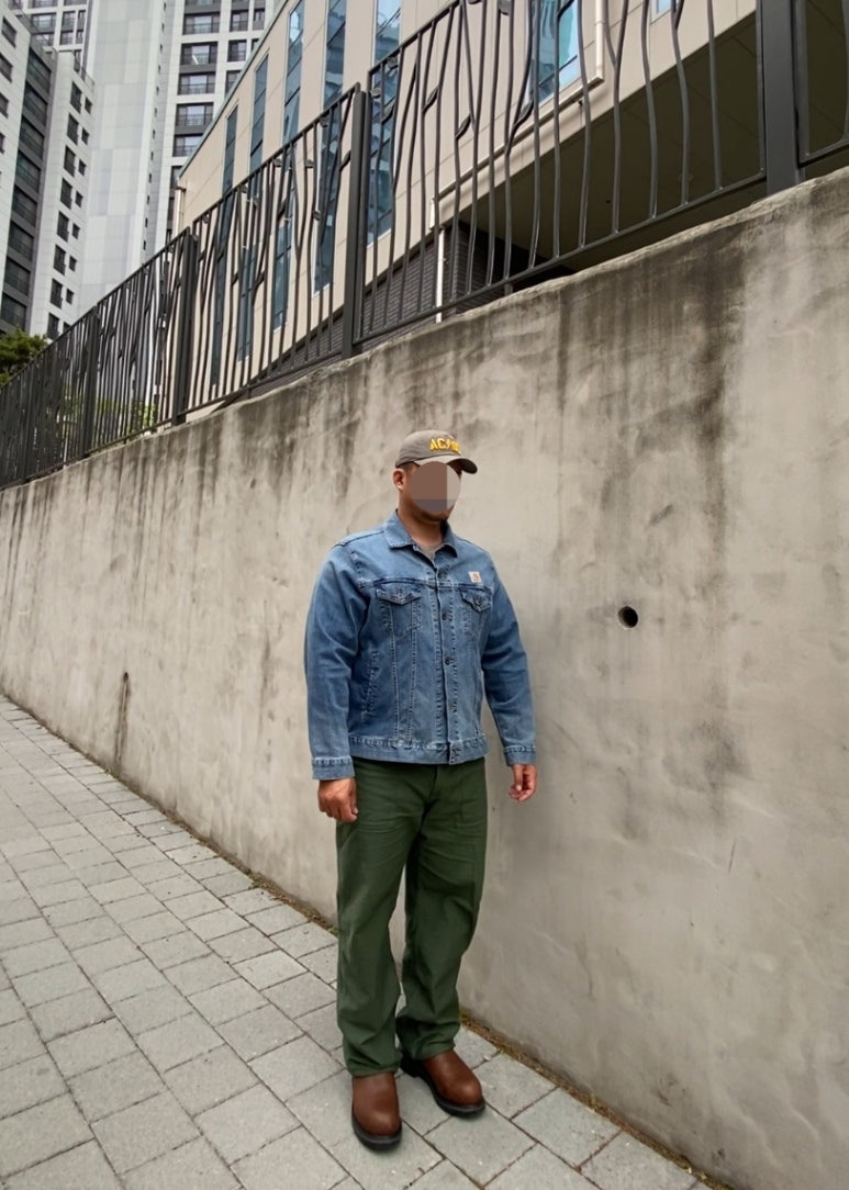 데일리룩('26. 4. 20.)아메리칸니들 ACDC 빈티지 볼캡, 무신사스탠다드 티셔츠, 칼하트 빈티지 청자켓, 무신사스탠다드 퍼티그 팬츠, 레드윙 페코스 2231 11인치 부츠