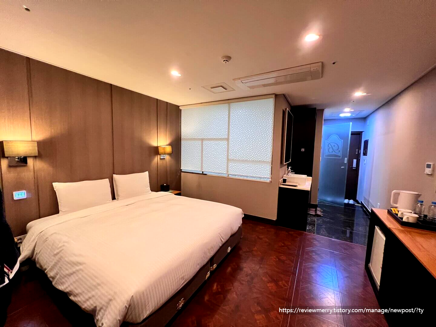 룸 내부 사진
