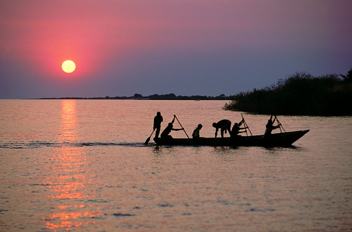 Danau Tanganyika, Afrika Tengah