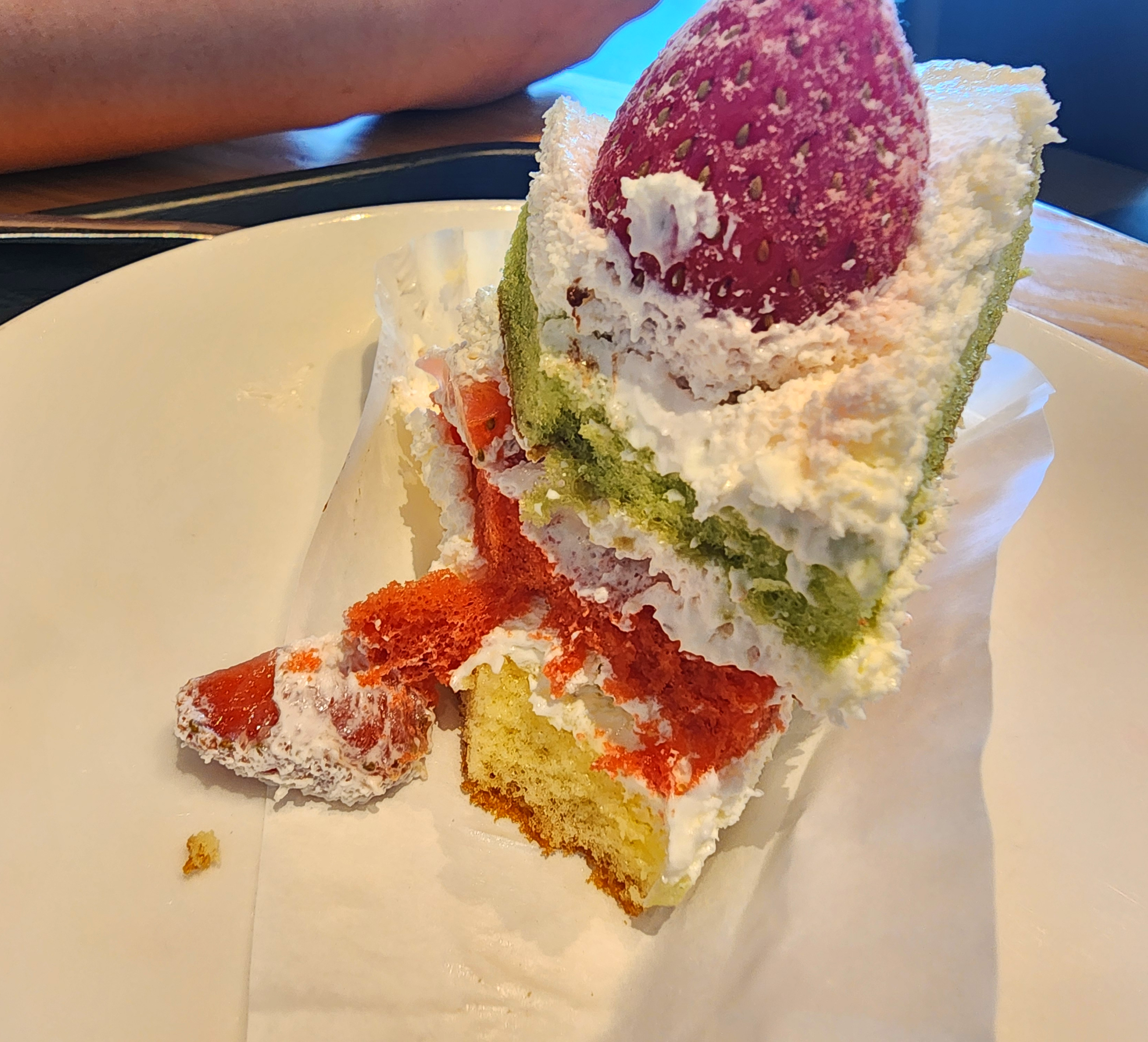 스타벅스과일생크림케이크