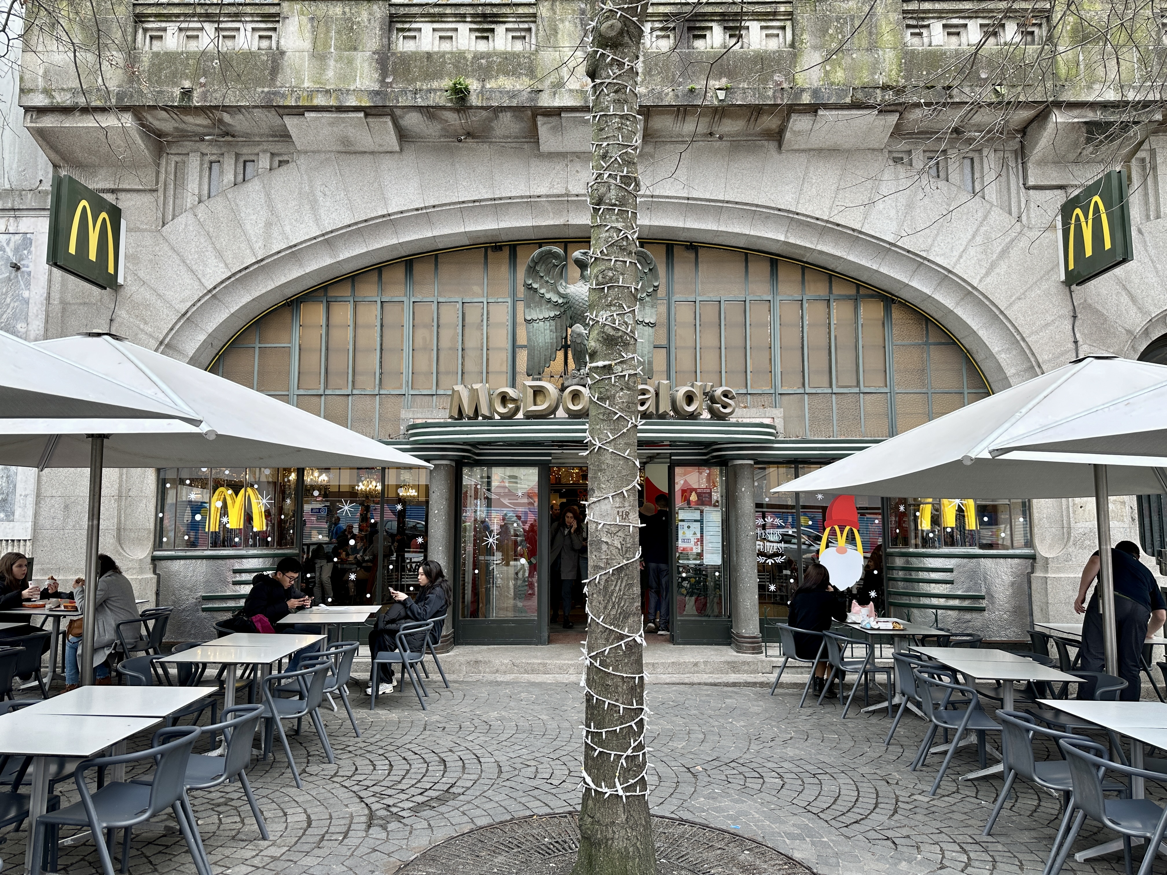 세계에서 가장 아름다운 맥도날드 매장