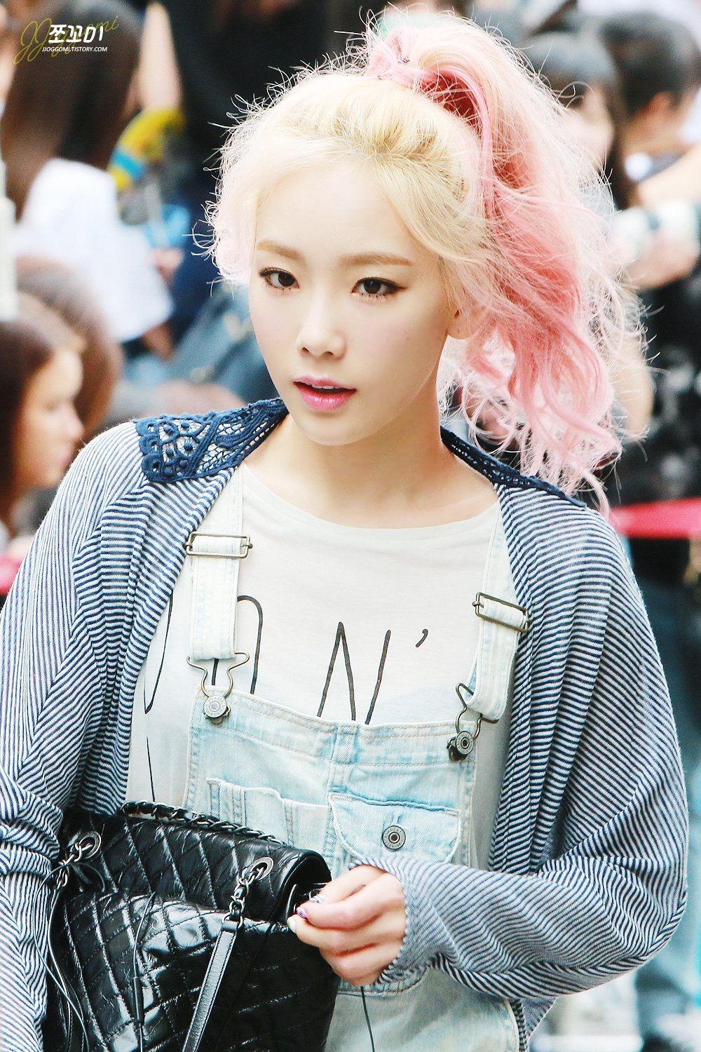 태연 공항패션 사진 태연 공항패션 사진